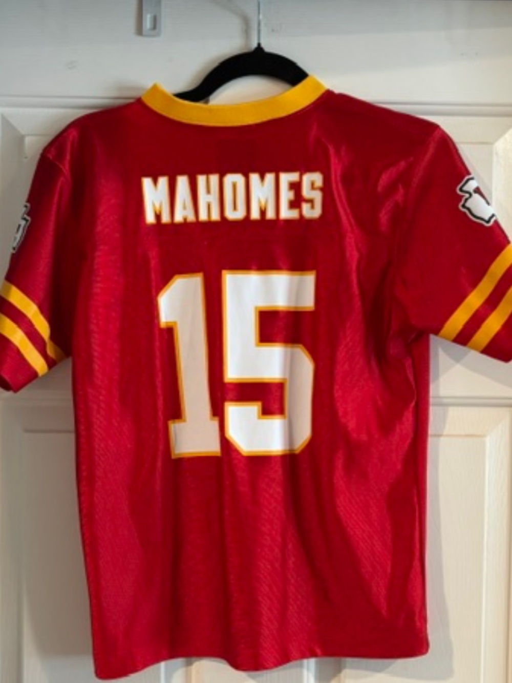 NFL Official YOUTH Jersey & Tee- Mahomes & Kielce (2 shirts)SEE DESCRIP FOR SZ.